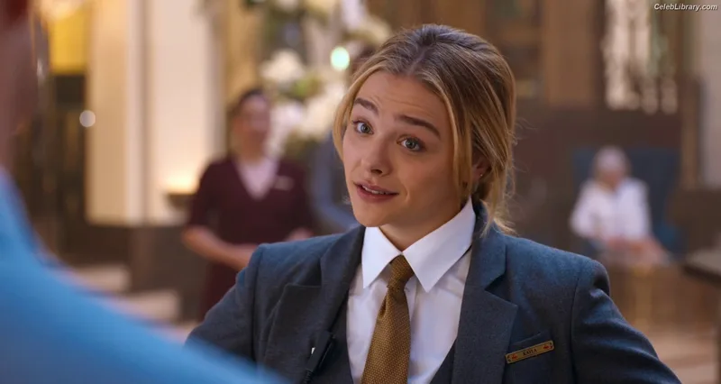 Chloë Grace Moretz photo 14 of 1749