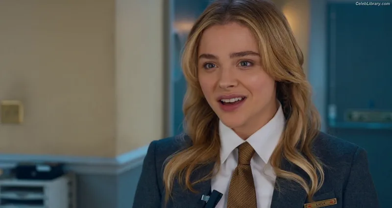 Chloë Grace Moretz photo 18 of 1749