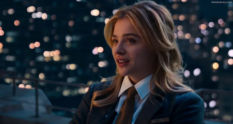 Chloë Grace Moretz photo 4 of 1749