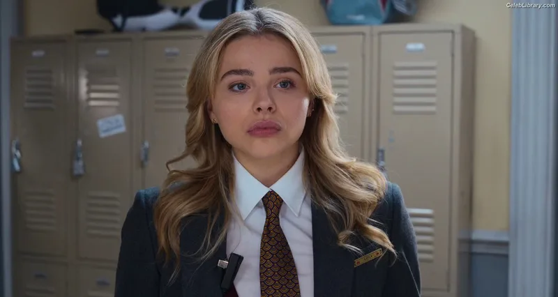Chloë Grace Moretz photo 5 of 1749