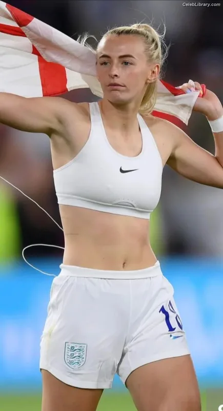 Chloe Kelly photo 15 of 129