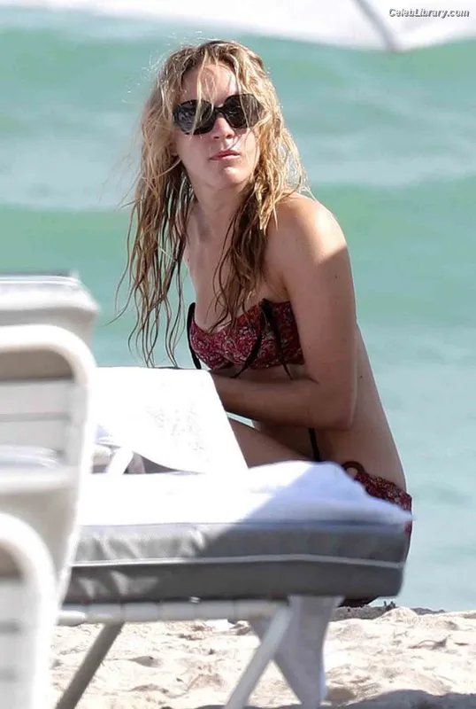 Chloë Sevigny photo 10 of 83