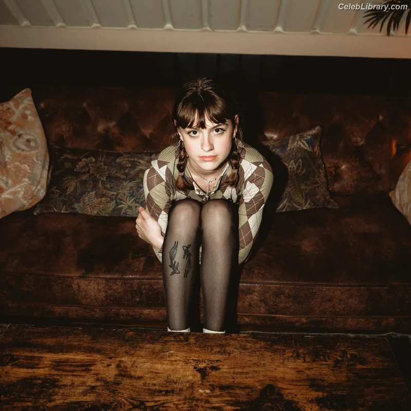 Chloe Slater photo 20 of 138