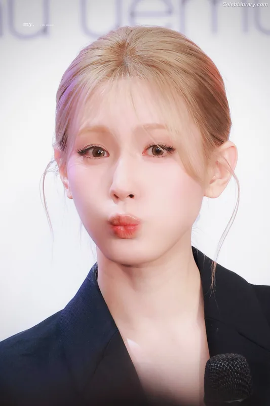 Cho Mi-yeon (Miyeon) - i-dle [(G)I-dle] photo 8 of 1019