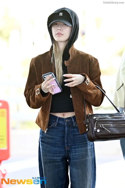 Cho Mi-yeon (Miyeon) - i-dle [(G)I-dle] photo 1 of 1019