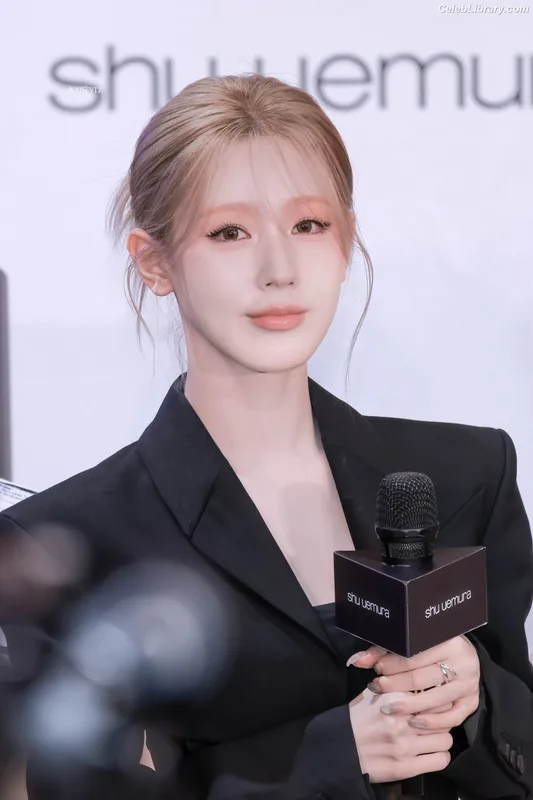 Cho Mi-yeon (Miyeon) - i-dle [(G)I-dle] photo 15 of 1019
