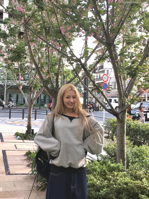 Cho Mi-yeon (Miyeon) - i-dle [(G)I-dle] photo 4 of 1019