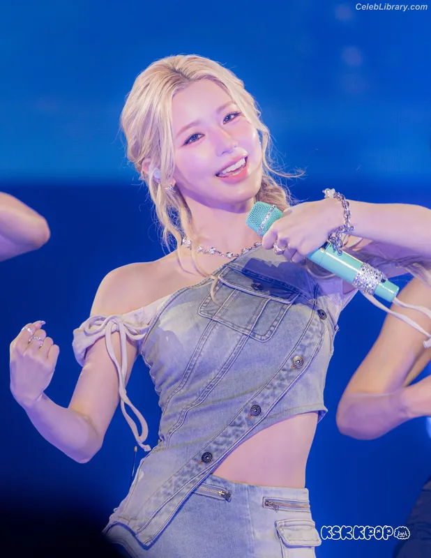 Cho Mi-yeon (Miyeon) - i-dle [(G)I-dle] photo 19 of 1019