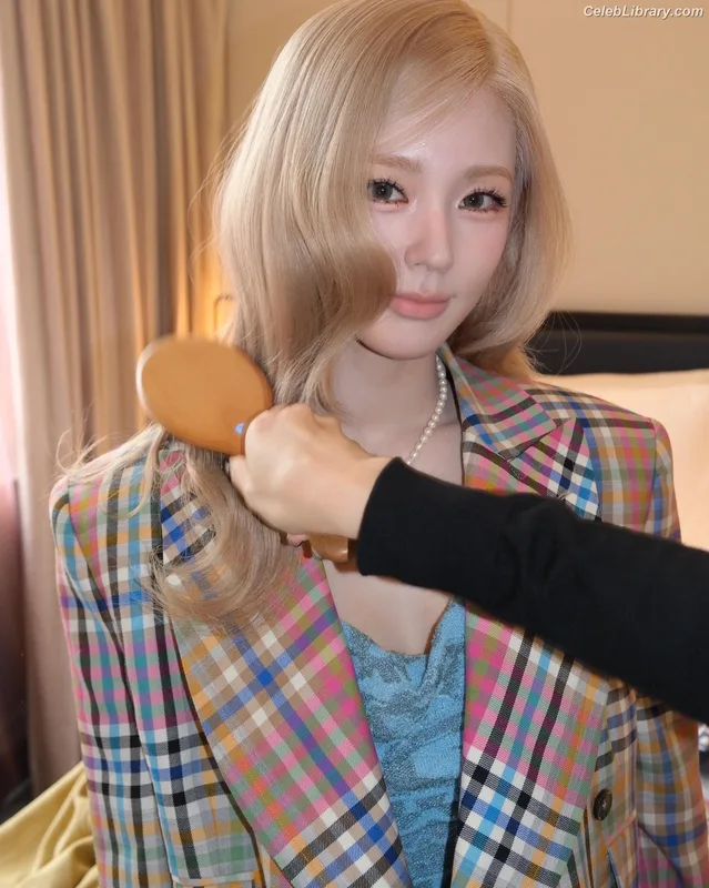 Cho Mi-yeon (Miyeon) - i-dle [(G)I-dle] photo 4 of 1019