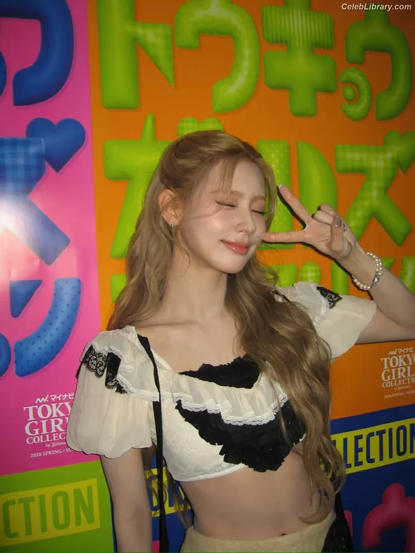 Cho Mi-yeon (Miyeon) - i-dle [(G)I-dle] photo 11 of 1019