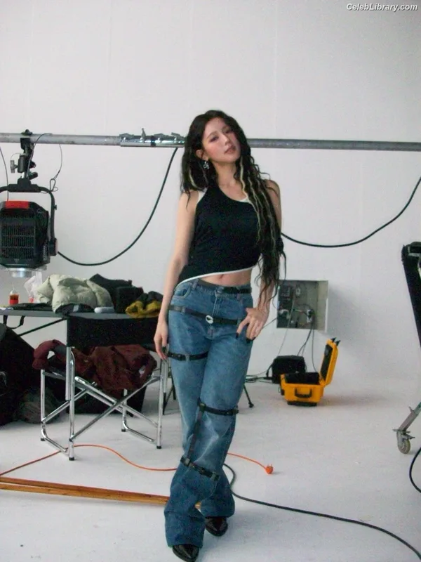 Cho Mi-yeon (Miyeon) - i-dle [(G)I-dle] photo 22 of 1019