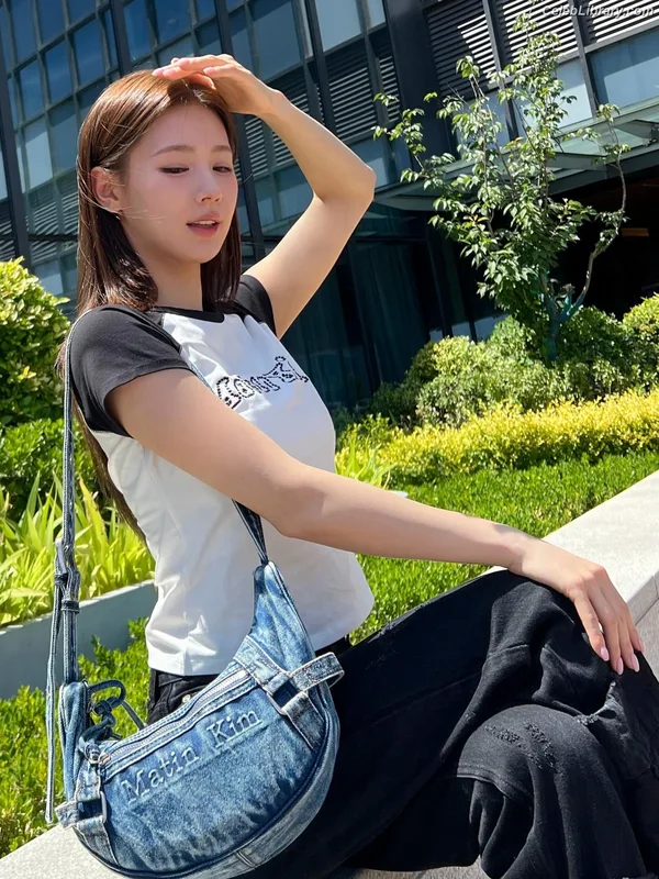 Cho Mi-yeon (Miyeon) - i-dle [(G)I-dle] photo 9 of 1019