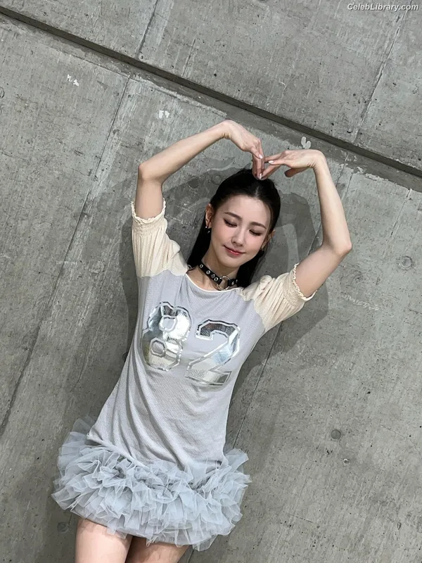 Cho Mi-yeon (Miyeon) - i-dle [(G)I-dle] photo 1 of 1019
