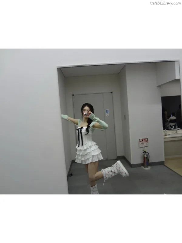 Cho Mi-yeon (Miyeon) - i-dle [(G)I-dle] photo 18 of 1019