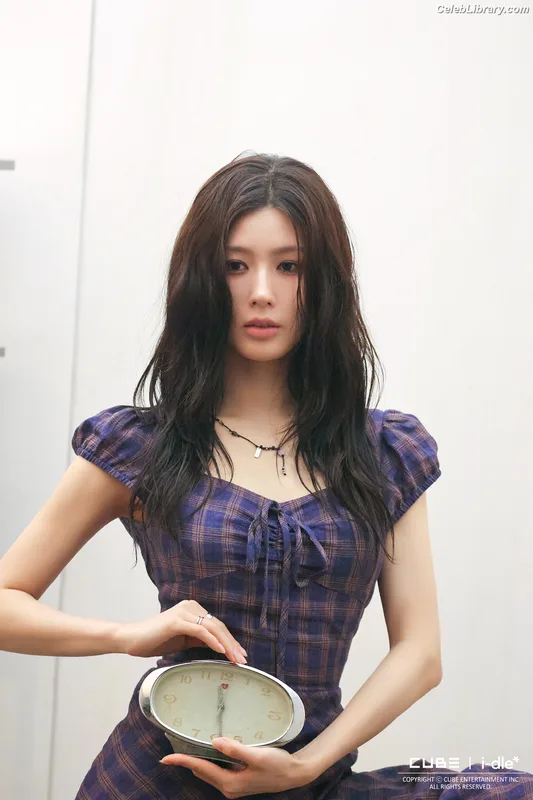 Cho Mi-yeon (Miyeon) - i-dle [(G)I-dle] photo 18 of 1019
