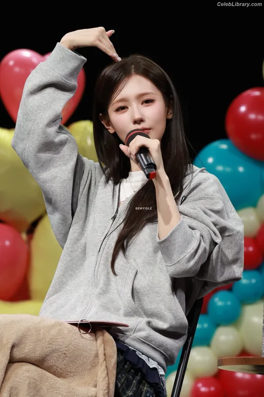 Cho Mi-yeon (Miyeon) - i-dle [(G)I-dle] photo 21 of 1019