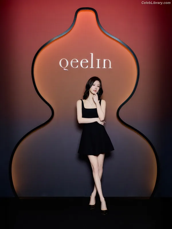 Cho Mi-yeon (Miyeon) - i-dle [(G)I-dle] photo 9 of 1019