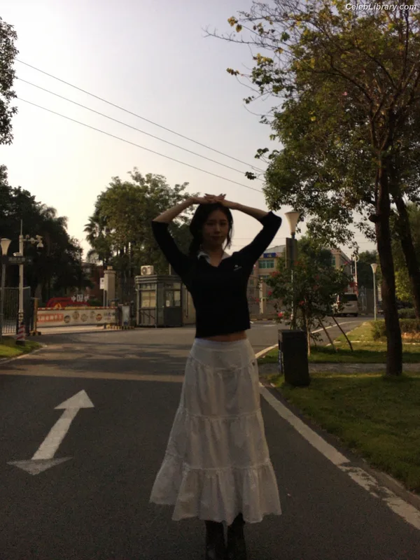 Cho Mi-yeon (Miyeon) - i-dle [(G)I-dle] photo 21 of 1019