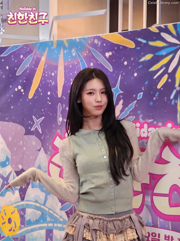Cho Mi-yeon (Miyeon) - i-dle [(G)I-dle] photo 2 of 1019