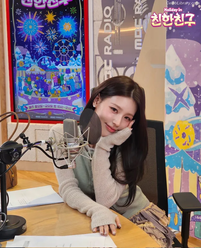 Cho Mi-yeon (Miyeon) - i-dle [(G)I-dle] photo 3 of 1019