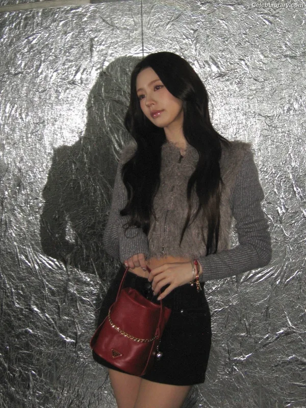 Cho Mi-yeon (Miyeon) - i-dle [(G)I-dle] photo 20 of 1019
