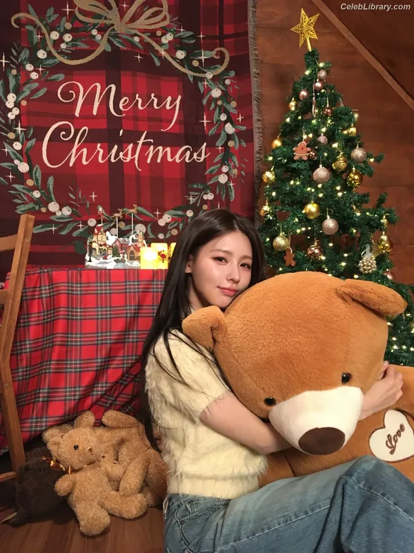 Cho Mi-yeon (Miyeon) - i-dle [(G)I-dle] photo 3 of 1019