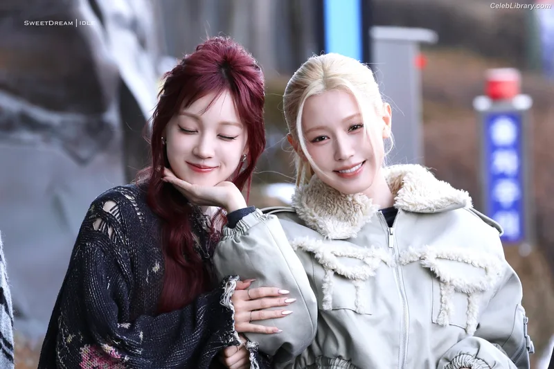 Cho Mi-yeon (Miyeon) - i-dle [(G)I-dle] photo 7 of 1019