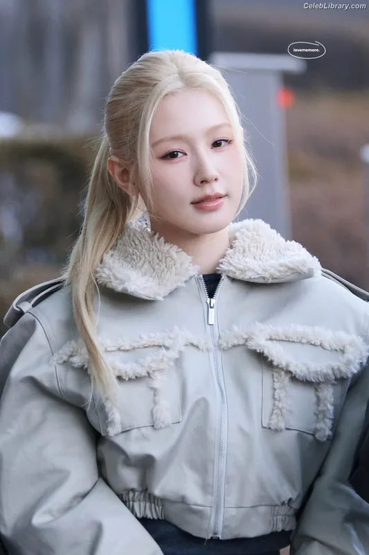 Cho Mi-yeon (Miyeon) - i-dle [(G)I-dle] photo 1 of 1019