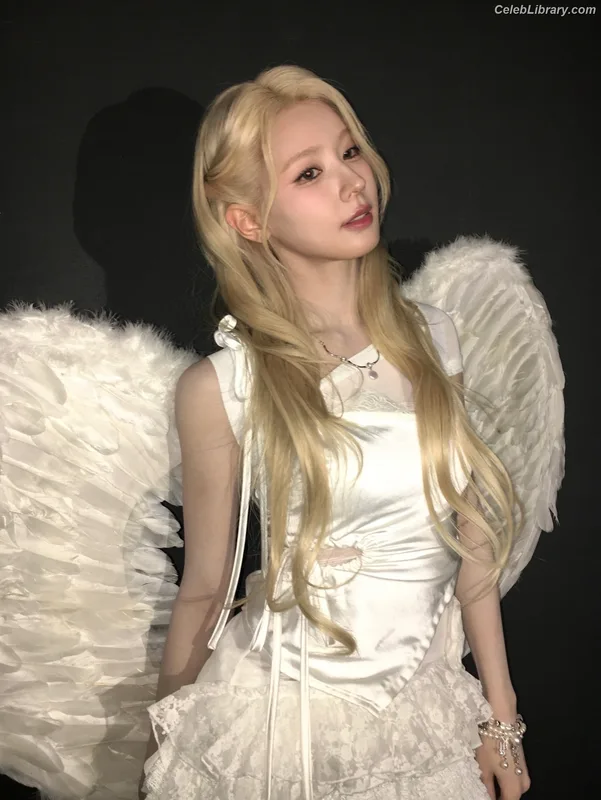Cho Mi-yeon (Miyeon) - i-dle [(G)I-dle] photo 17 of 1019