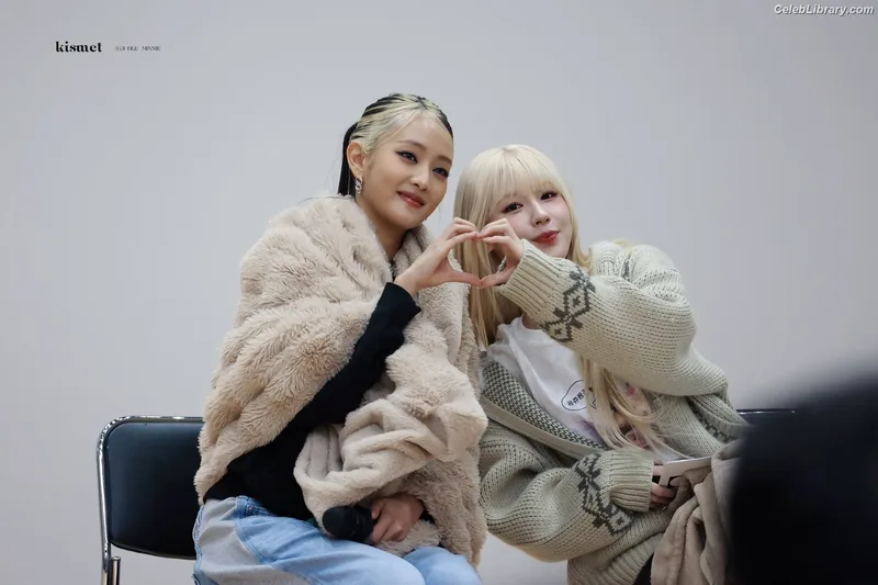 Cho Mi-yeon (Miyeon) - i-dle [(G)I-dle] photo 7 of 1019