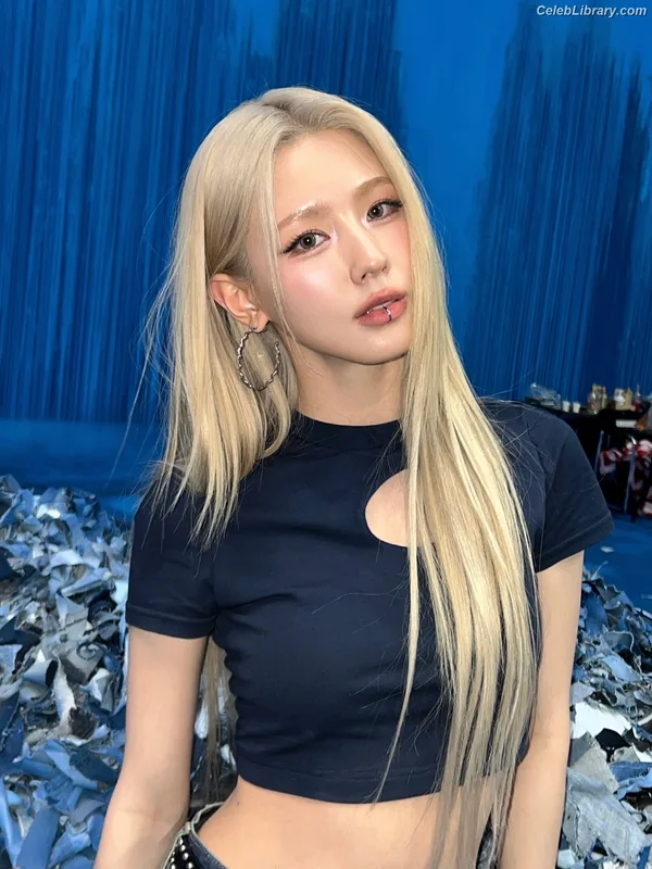 Cho Mi-yeon (Miyeon) - i-dle [(G)I-dle] photo 19 of 1019