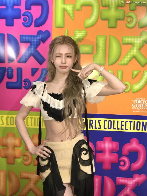 Cho Mi-yeon (Miyeon) - i-dle [(G)I-dle] photo 4 of 1019
