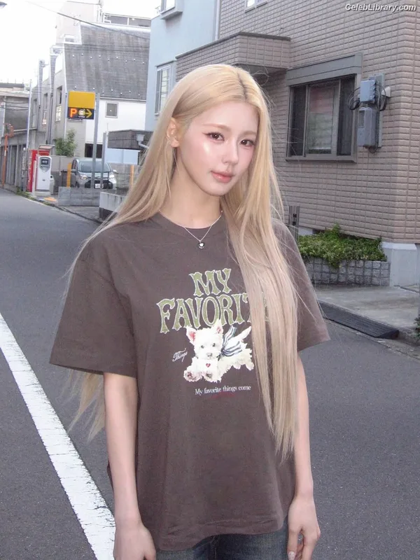 Cho Mi-yeon (Miyeon) - i-dle [(G)I-dle] photo 11 of 1019