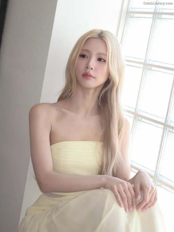 Cho Mi-yeon (Miyeon) - i-dle [(G)I-dle] photo 18 of 1019