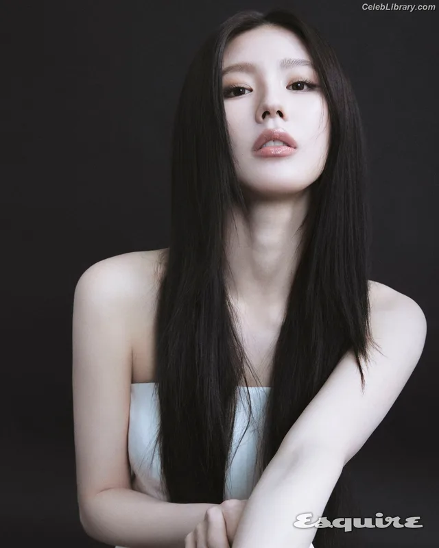 Cho Mi-yeon (Miyeon) - i-dle [(G)I-dle] photo 3 of 1019