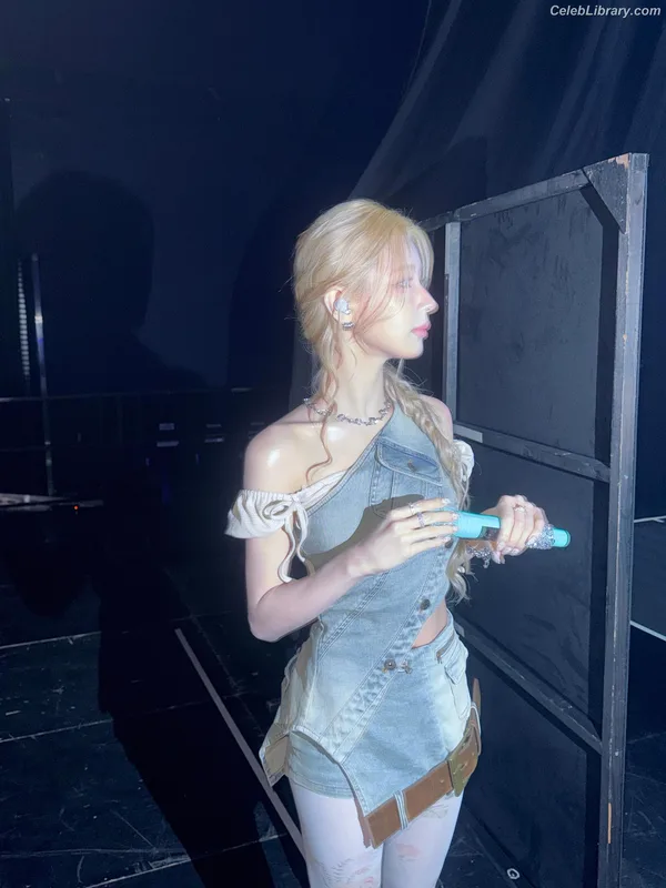 Cho Mi-yeon (Miyeon) - i-dle [(G)I-dle] photo 19 of 1019