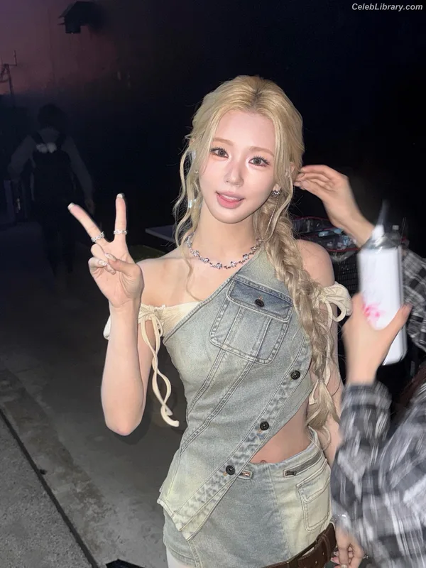 Cho Mi-yeon (Miyeon) - i-dle [(G)I-dle] photo 23 of 1019