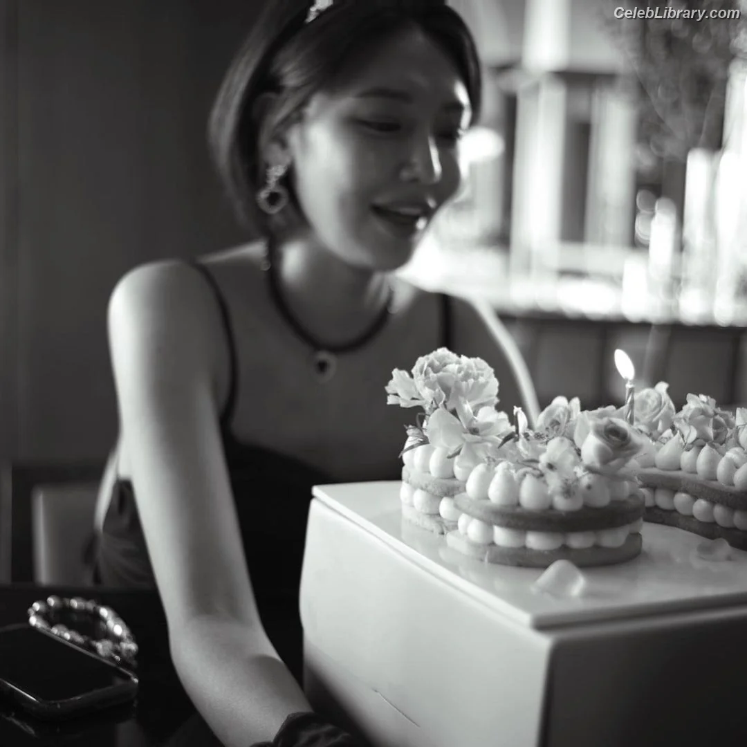 Choi Soo Young photo 4 of 20