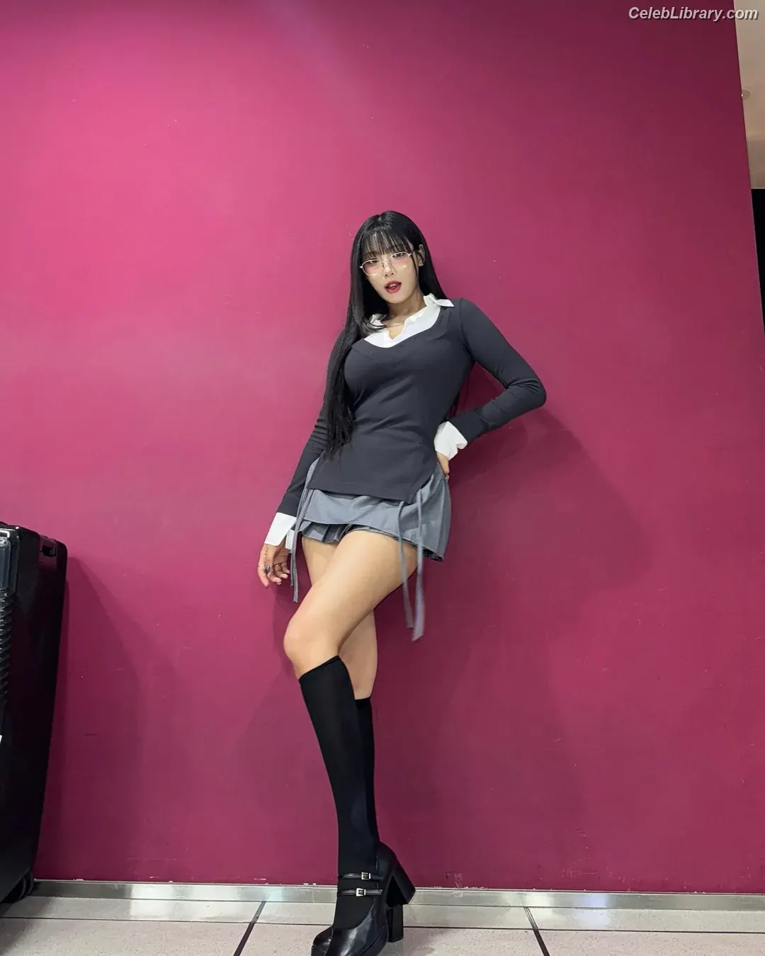 Chowon (LIꓨHTSꓵM LIGHTSUM) photo 19 of 80