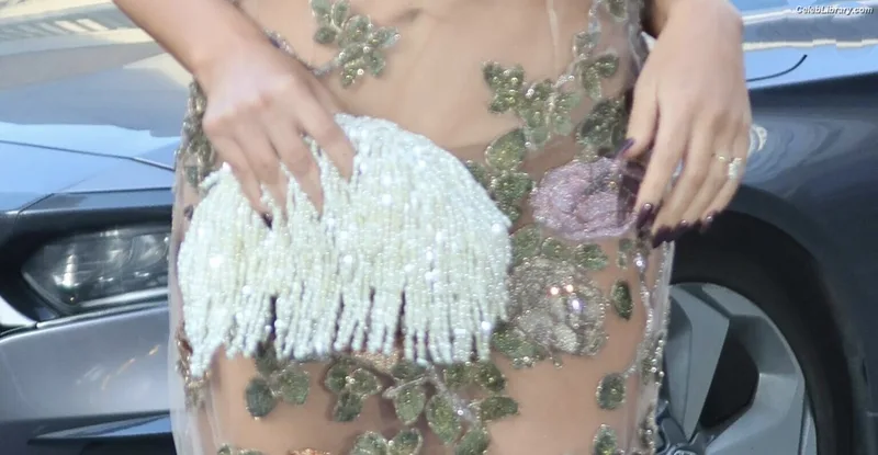 Chrissy Teigen photo 13 of 899