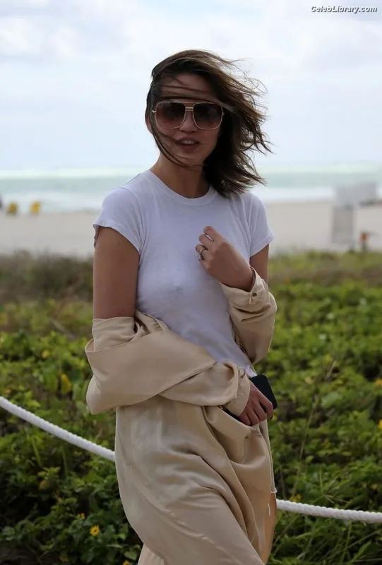 Chrissy Teigen photo 1 of 899