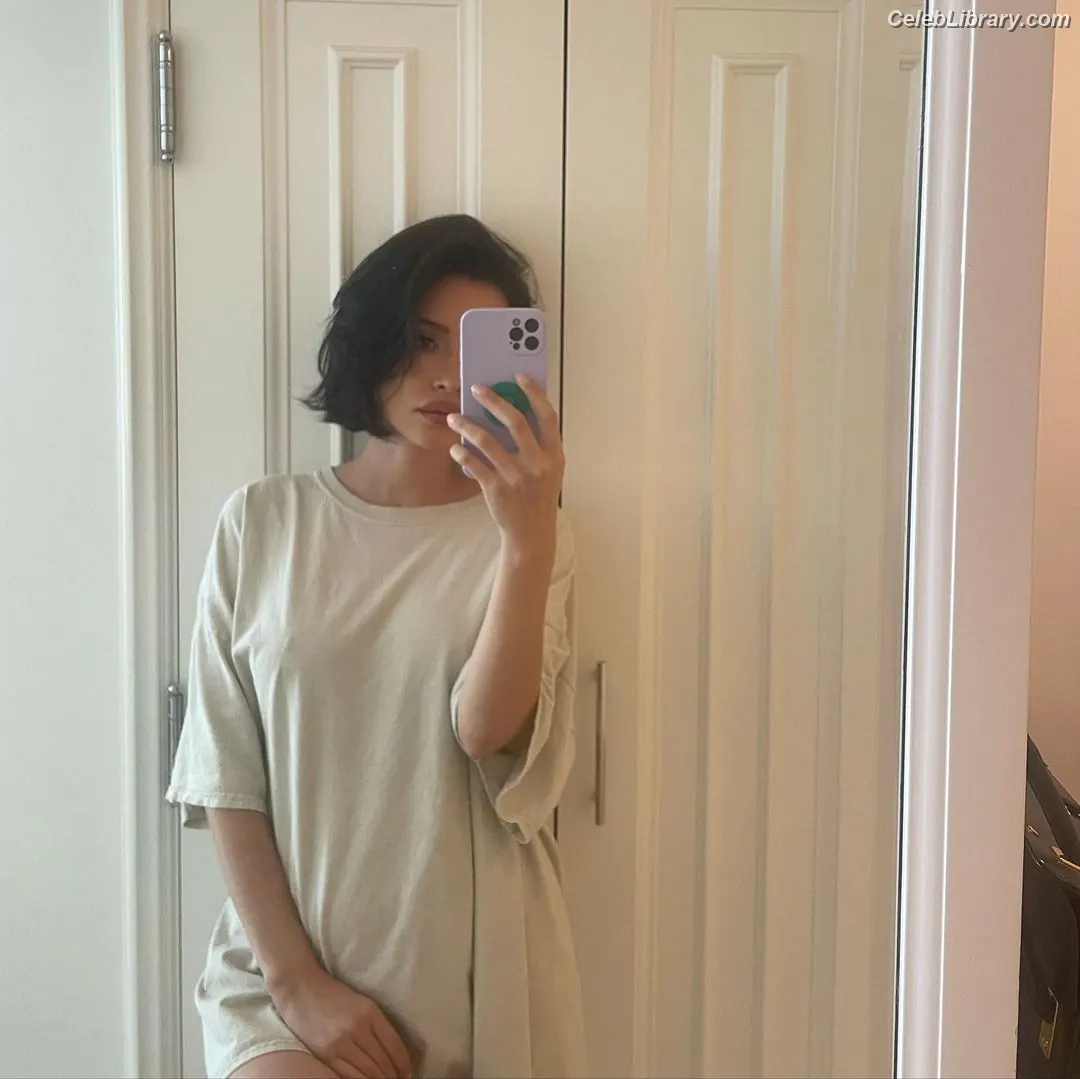 Christian Serratos photo 21 of 302