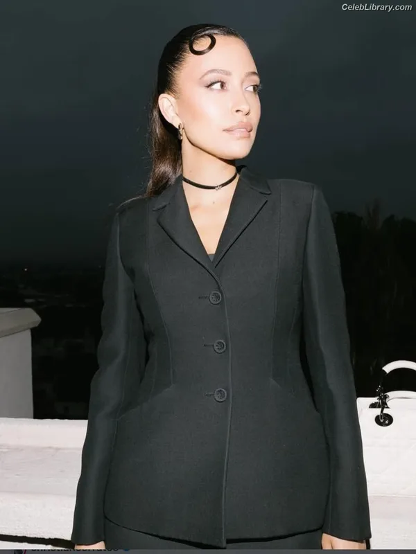 Christian Serratos photo 7 of 303