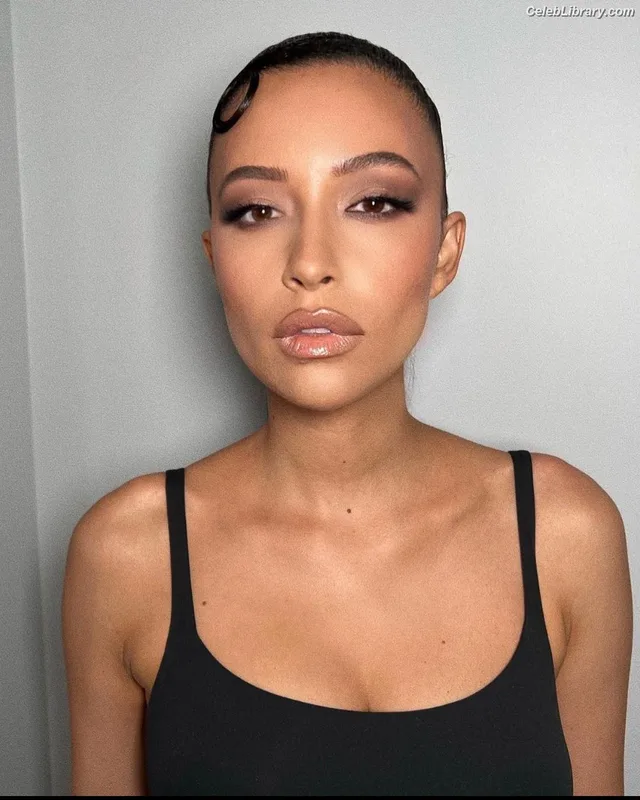 Christian Serratos photo 23 of 303
