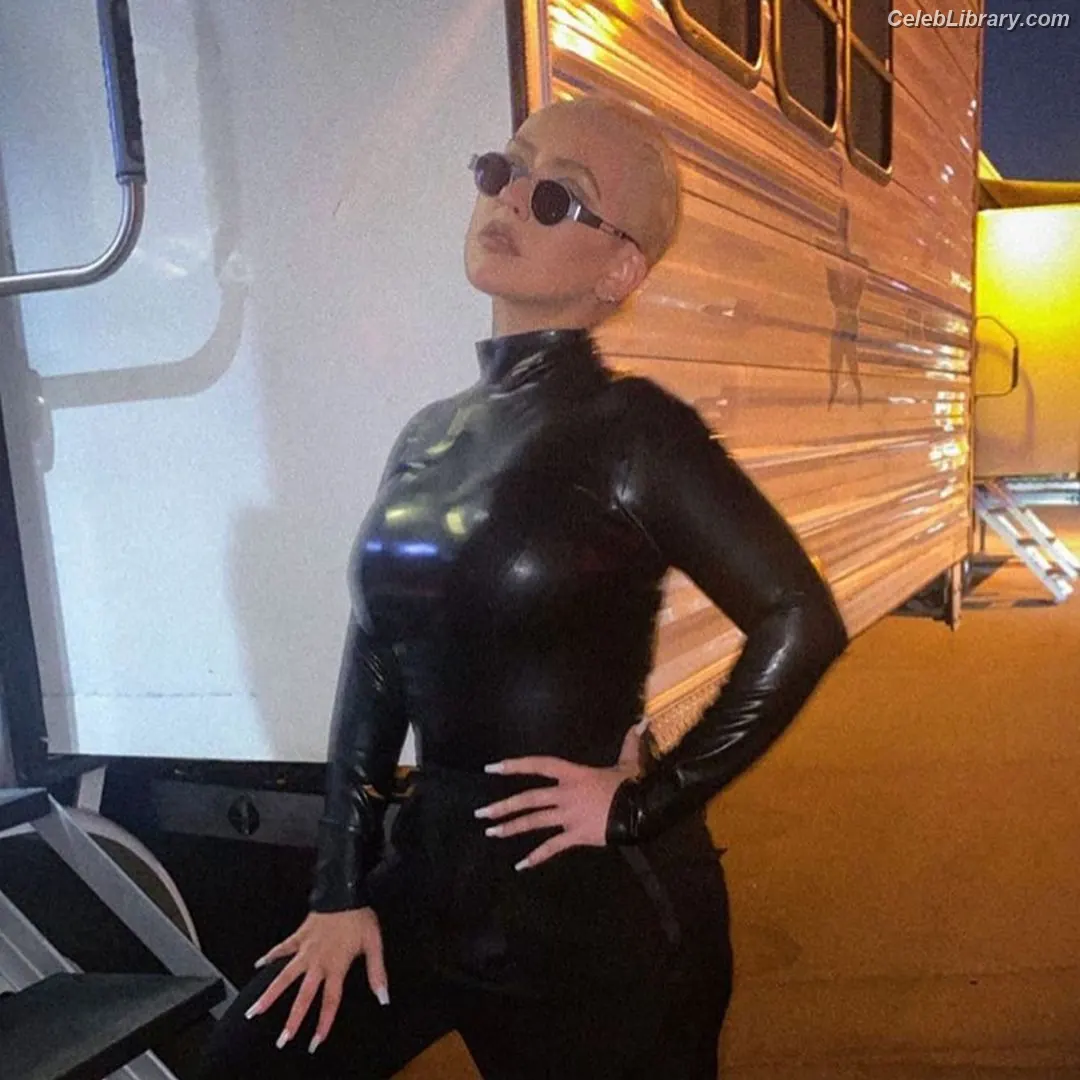 Christina Aguilera photo 14 of 634