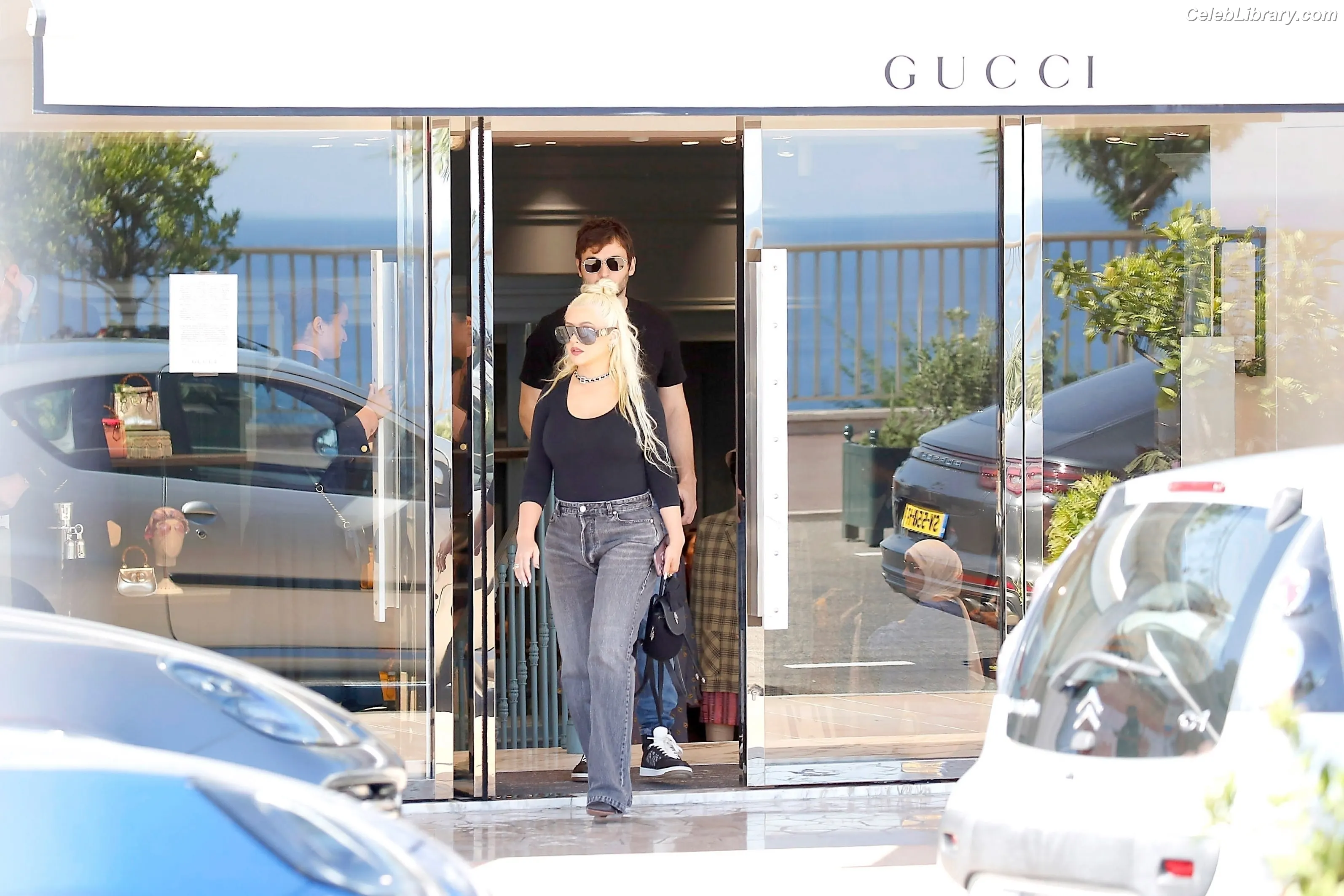 Christina Aguilera photo 11 of 634