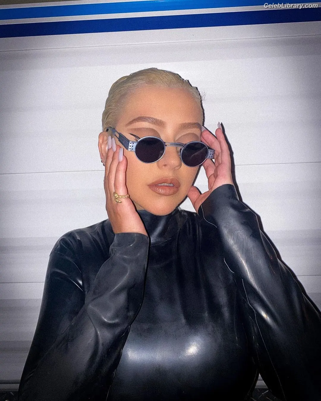 Christina Aguilera photo 19 of 634