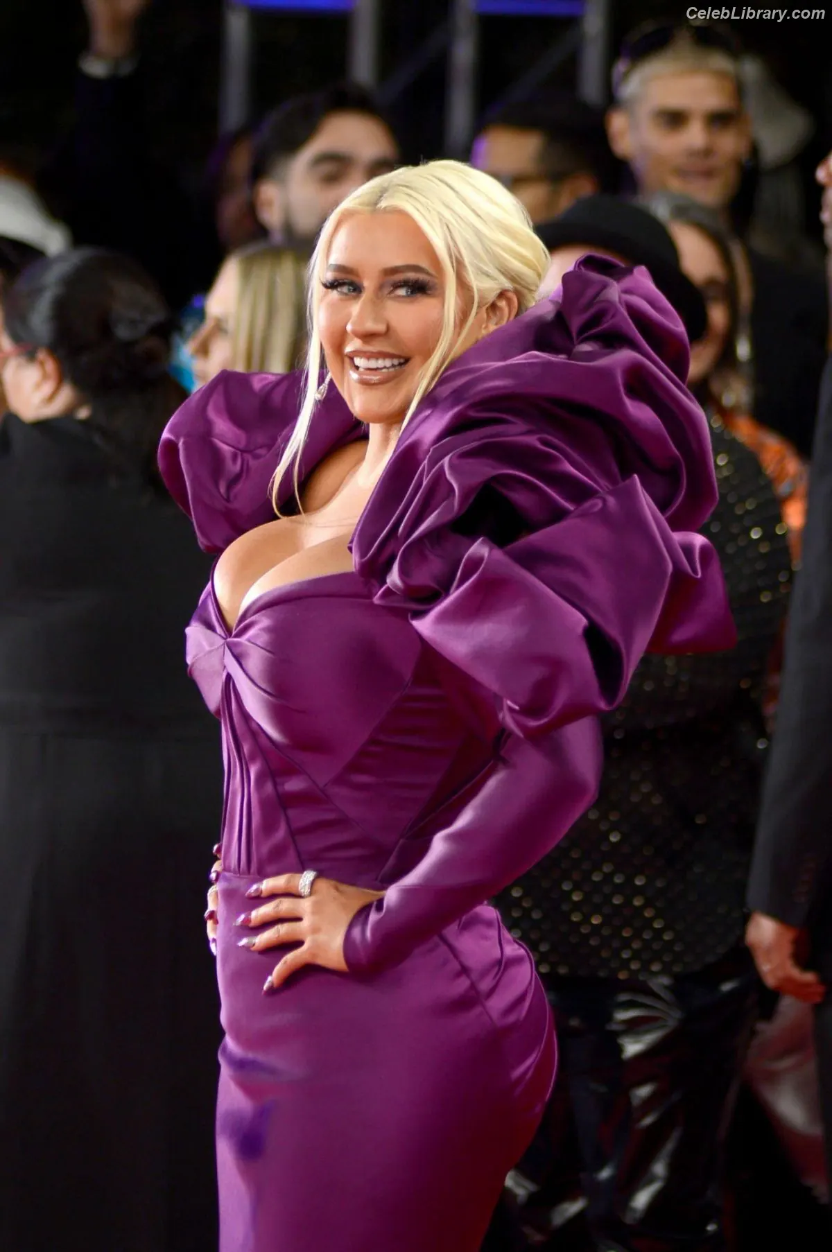 Christina Aguilera photo 22 of 634