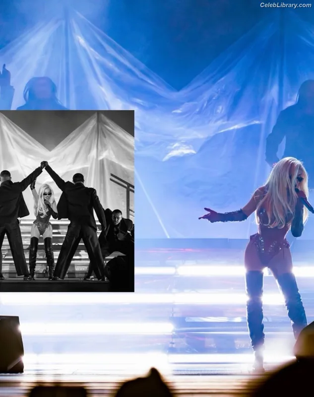 Christina Aguilera photo 16 of 635