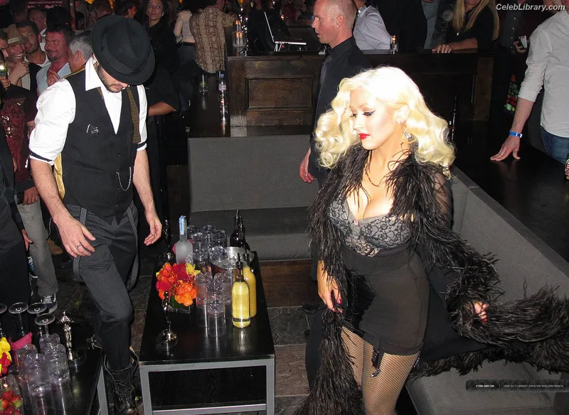 Christina Aguilera photo 15 of 635